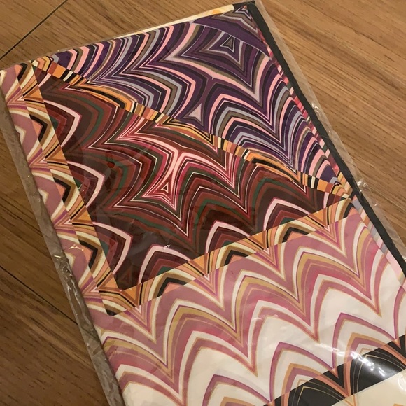 💕x3HP💕Missoni geometric zig zag chevron print silk scarf - Picture 5 of 8